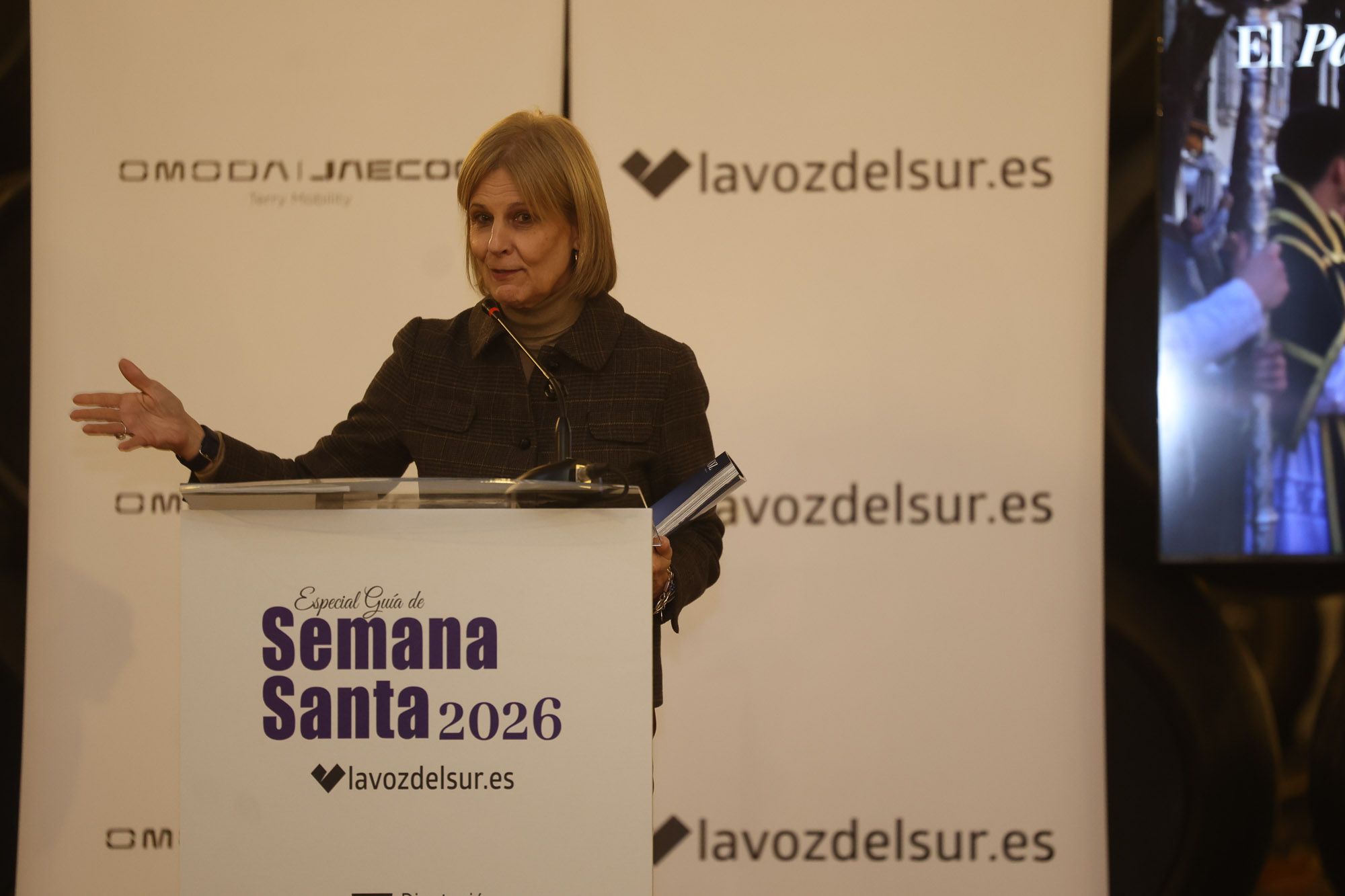 Presentacion Revista El Papel de la Voz Semana Santa  086