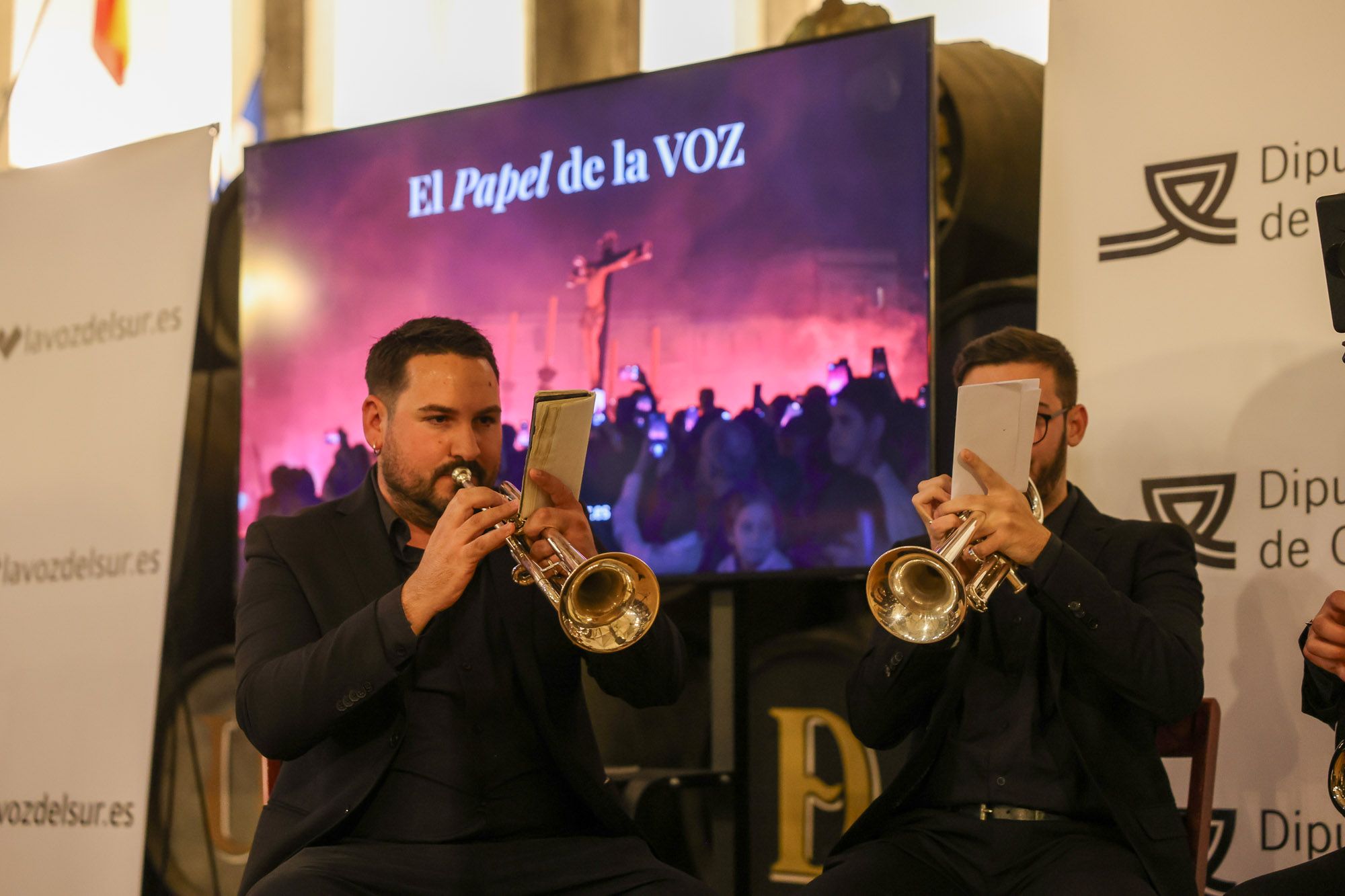 Presentacion Revista El Papel de la Voz Semana Santa  065