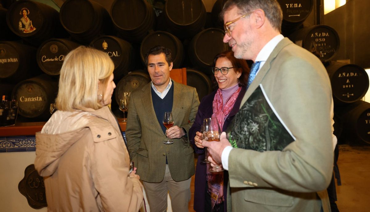 Presentacion Revista El Papel de la Voz Semana Santa  062