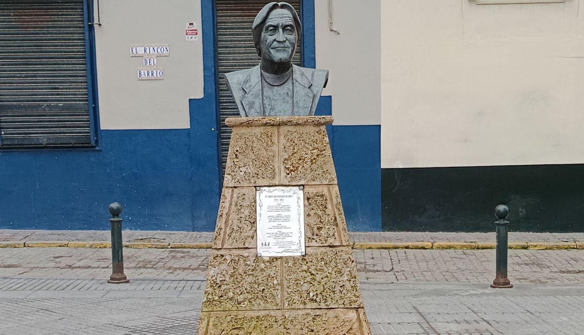  Monumento a Pedro Romero Baro, vista frontal.
