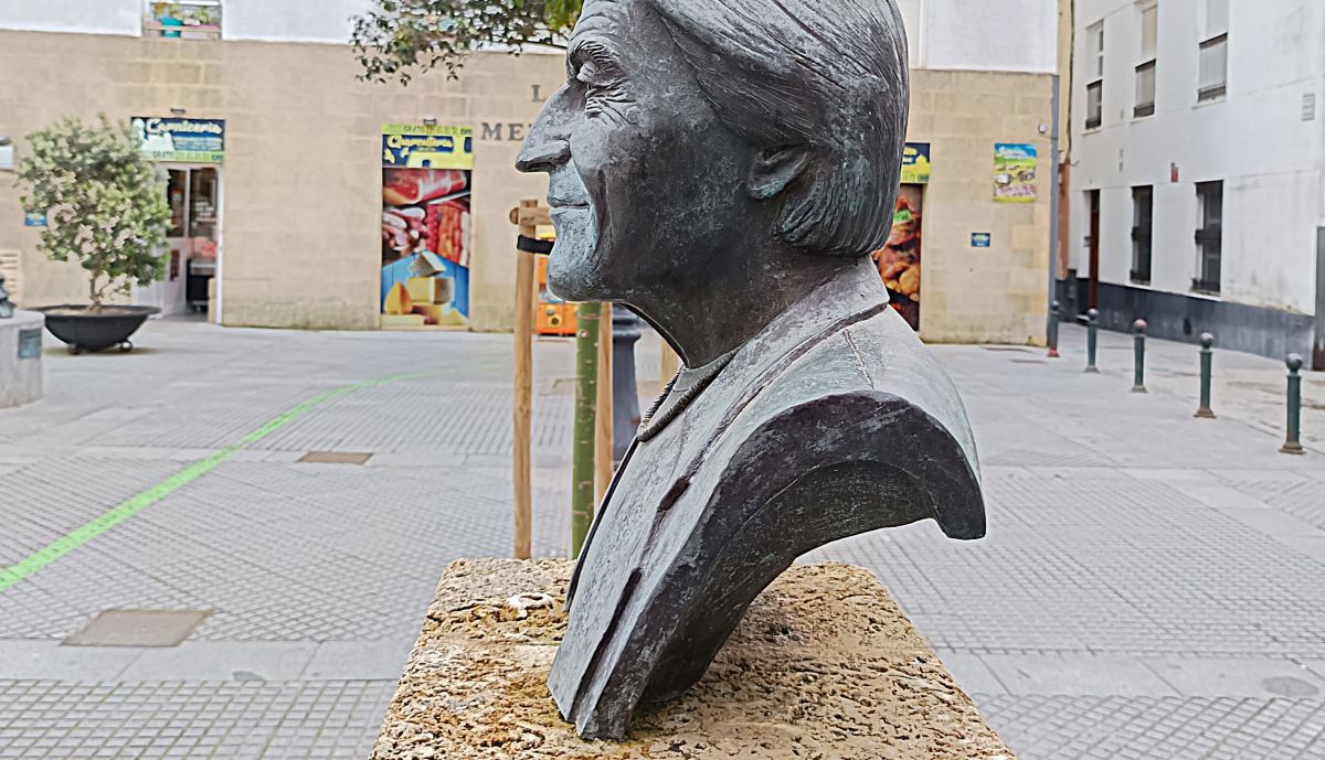 6 Monumento Pedro Romero, vista lateral,derecha 