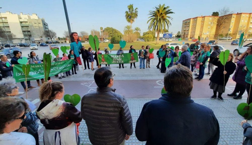 Concentración para reclamar el nombramiento de la glorieta de La Granja.