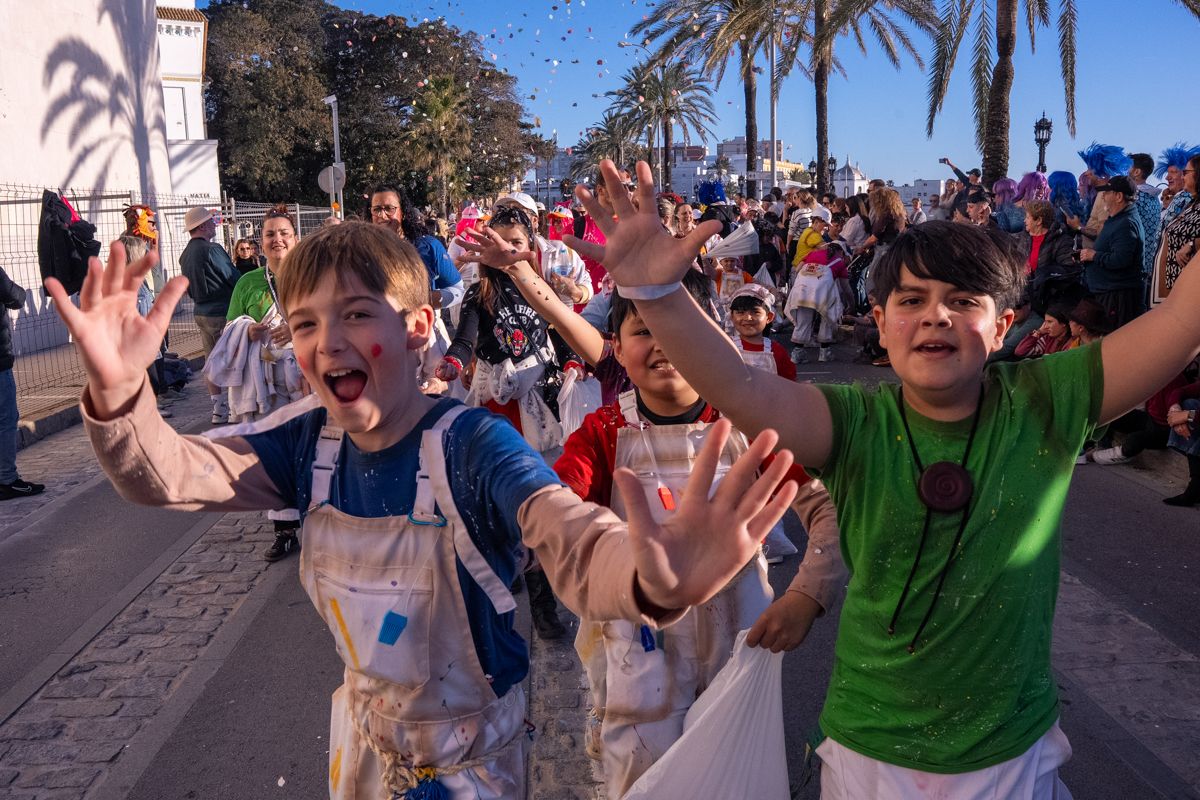 La Cabalgata del Humor del Carnaval de Cádiz 2026, en imágenes