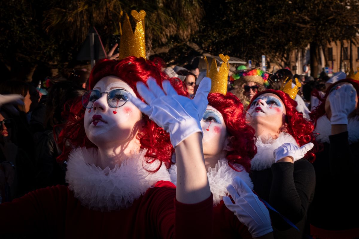 La Cabalgata del Humor del Carnaval de Cádiz 2026, en imágenes