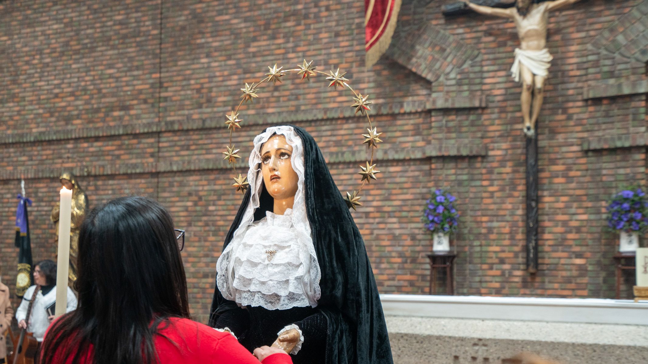 El primer domingo de Cuaresma en Jerez, con varios besapiés y besamanos, en imágenes.