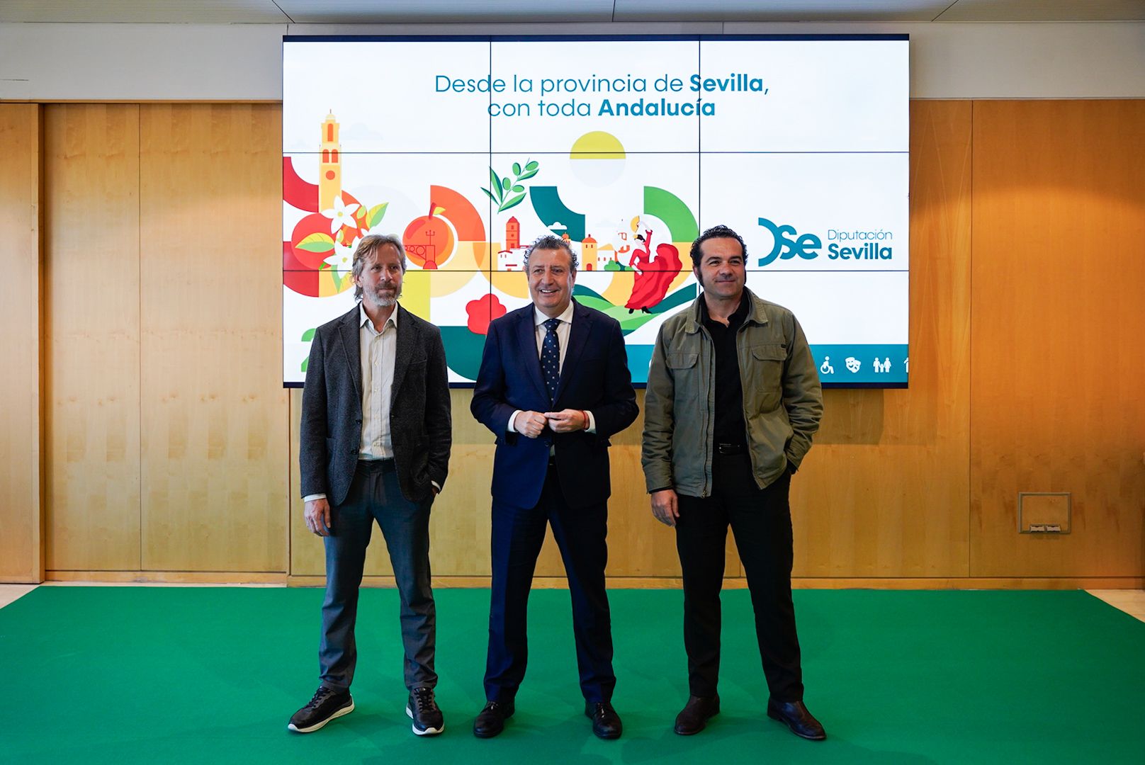 Fernández, con Alberto López y Alfonso Sánchez.