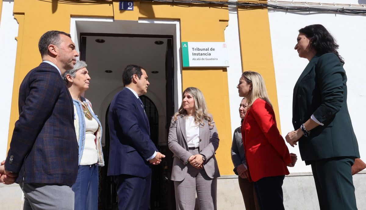 Firma convenio Alcalá de Guadaíra (1)