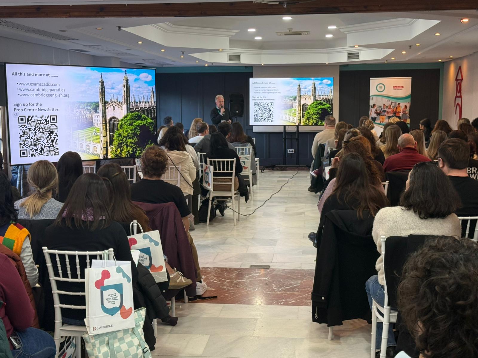 Exams Cádiz reúne a más de un centenar de docentes en su seminario anual de Cambridge English.