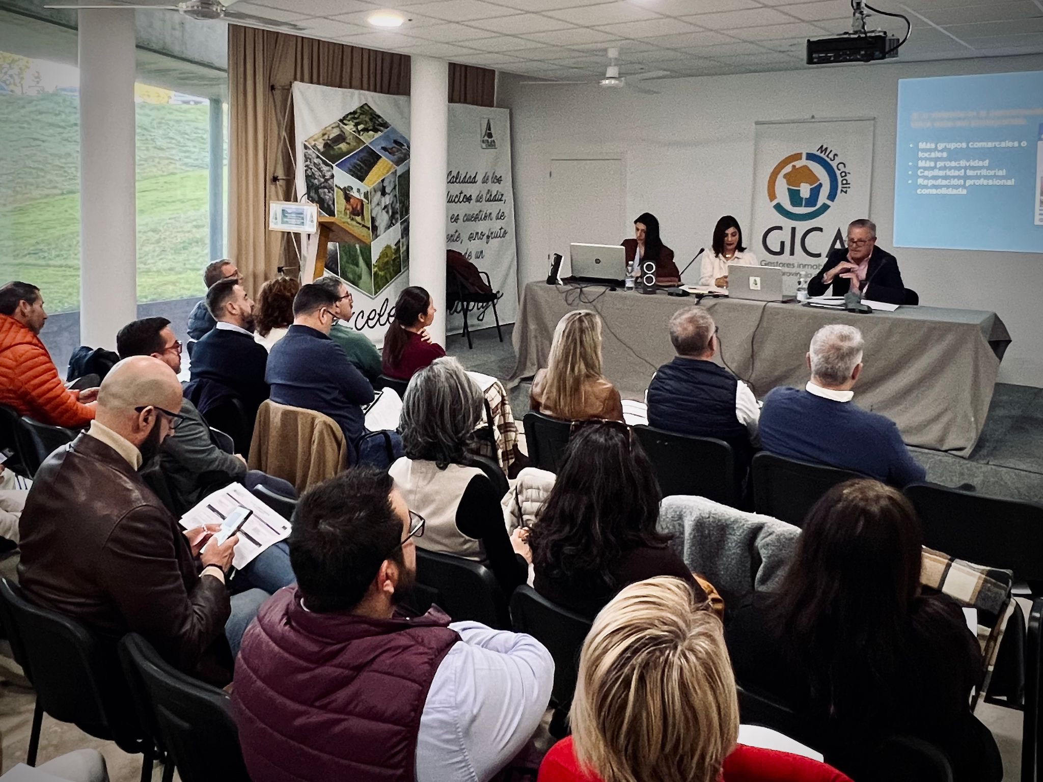 Un momento de la asamblea de GICA celebrada en Jerez.