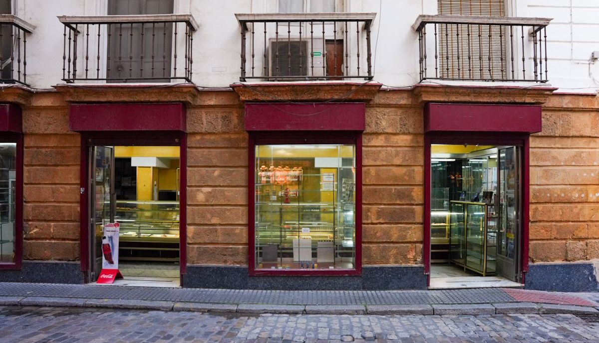 01 Confitería y Pastelería El Populo 269