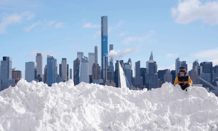 Los rascacielos en la nieve.