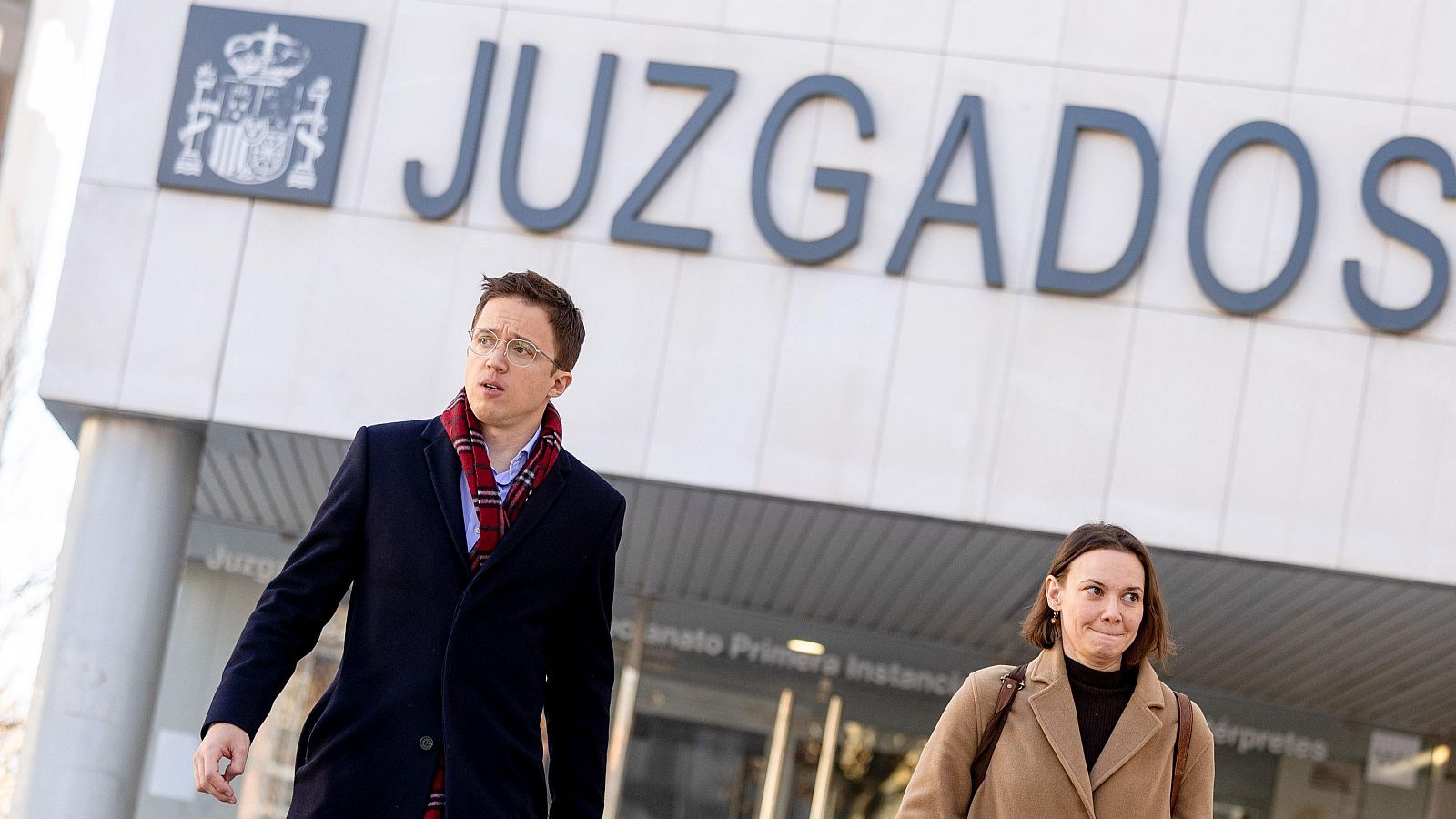 El exdiputado de Sumar y cofundador de Podemos, Íñigo Errejón, saliendo de los juzgados de Plaza de Castilla, en Madrid. El exdiputado de Sumar y cofundador de Podemos, Íñigo Errejón, saliendo de los juzgados de Plaza de Castilla, en Madrid.