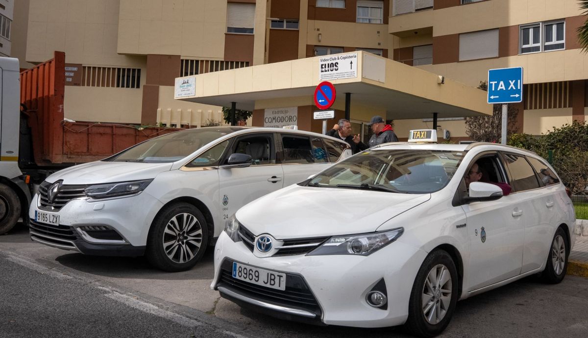 TAXI CADIZ RAFA REYES 4