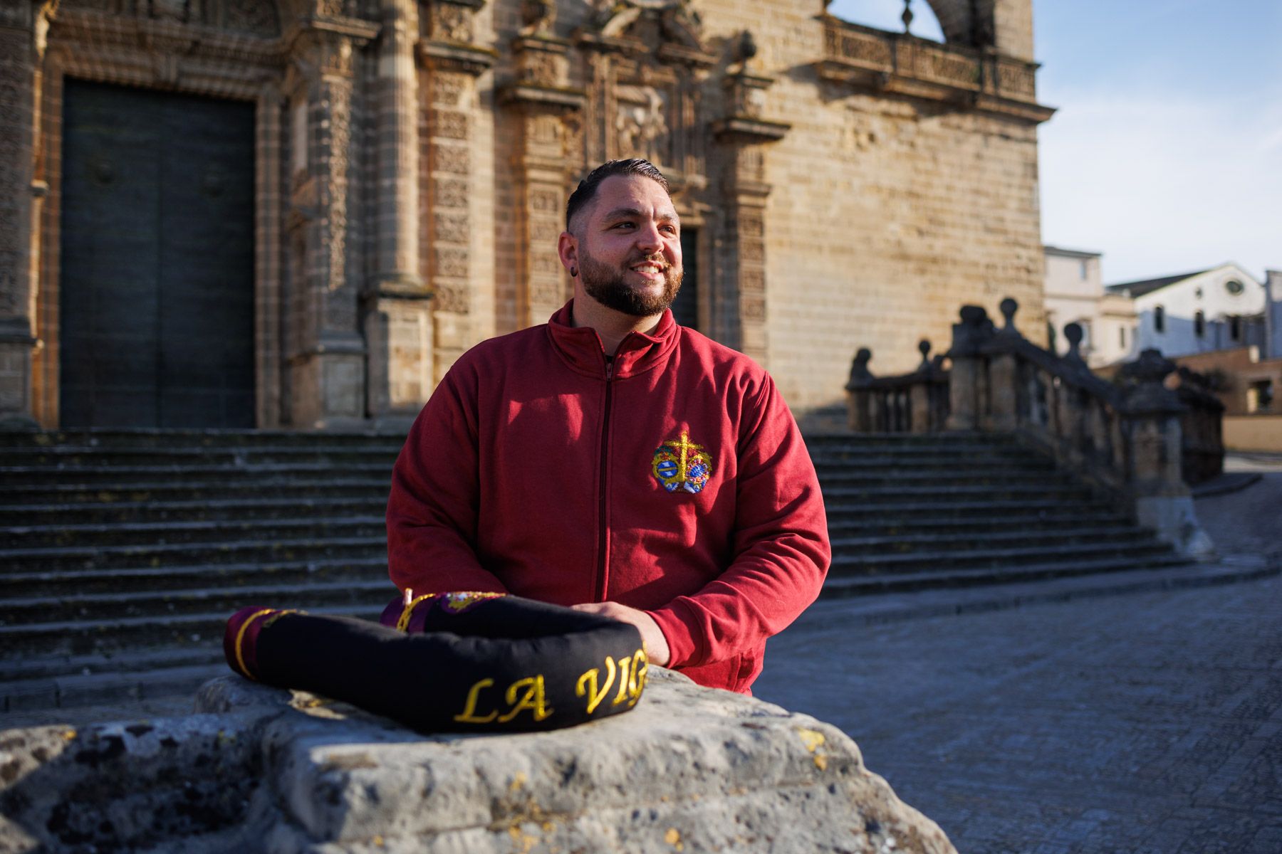 Anthony Fitts, costalero de La Viga, en el reducto de la Catedral de Jerez. 