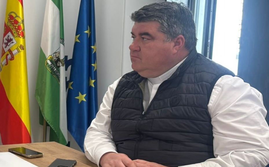 Muere en accidente de tráfico el sacerdote José Amalio González Ruiz, de 54 años. Muere en accidente de tráfico el sacerdote José Amalio González Ruiz, de 54 años.