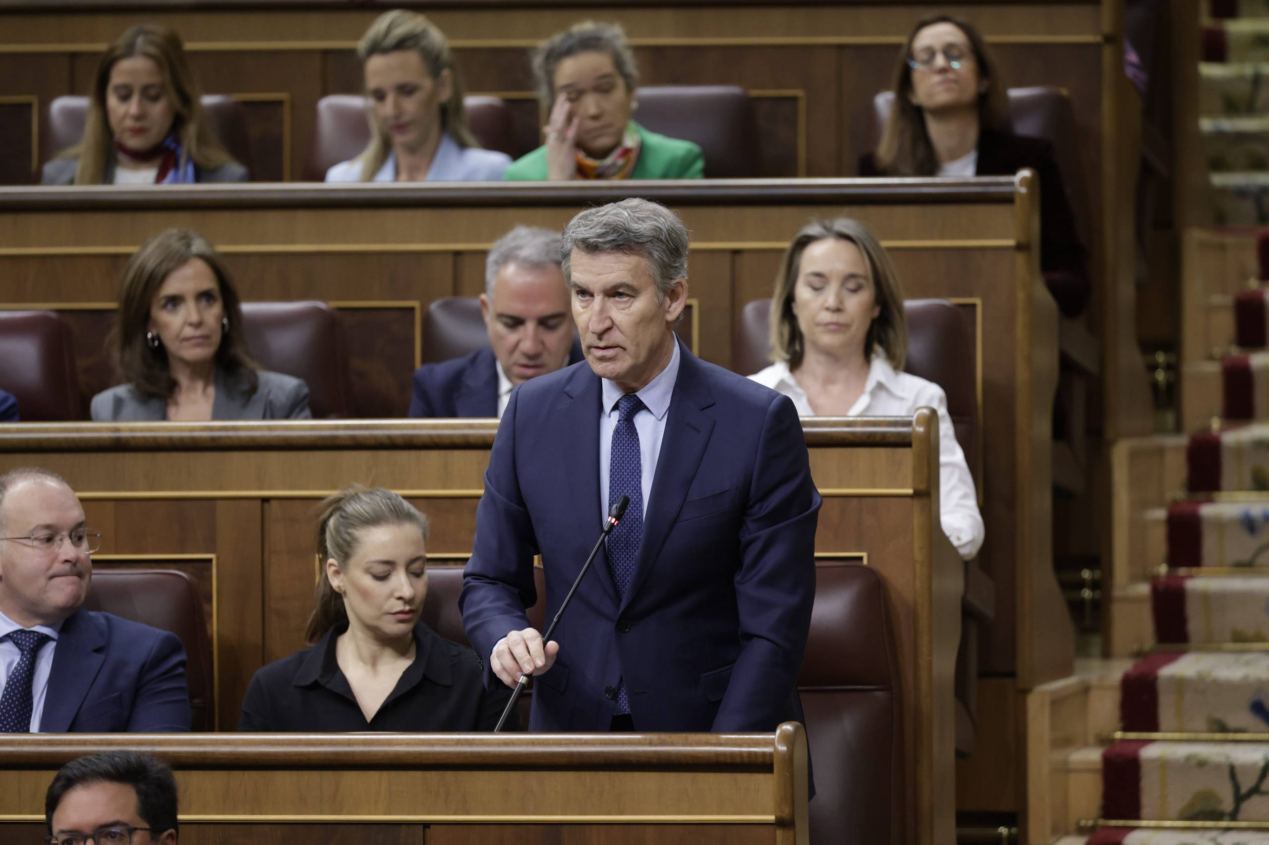 El líder del PP, Núñez Feijóo, de quien parte la iniciativa, el pasado miércoles en el Congreso. El líder del PP, Núñez Feijóo, de quien parte la iniciativa, el pasado miércoles en el Congreso.