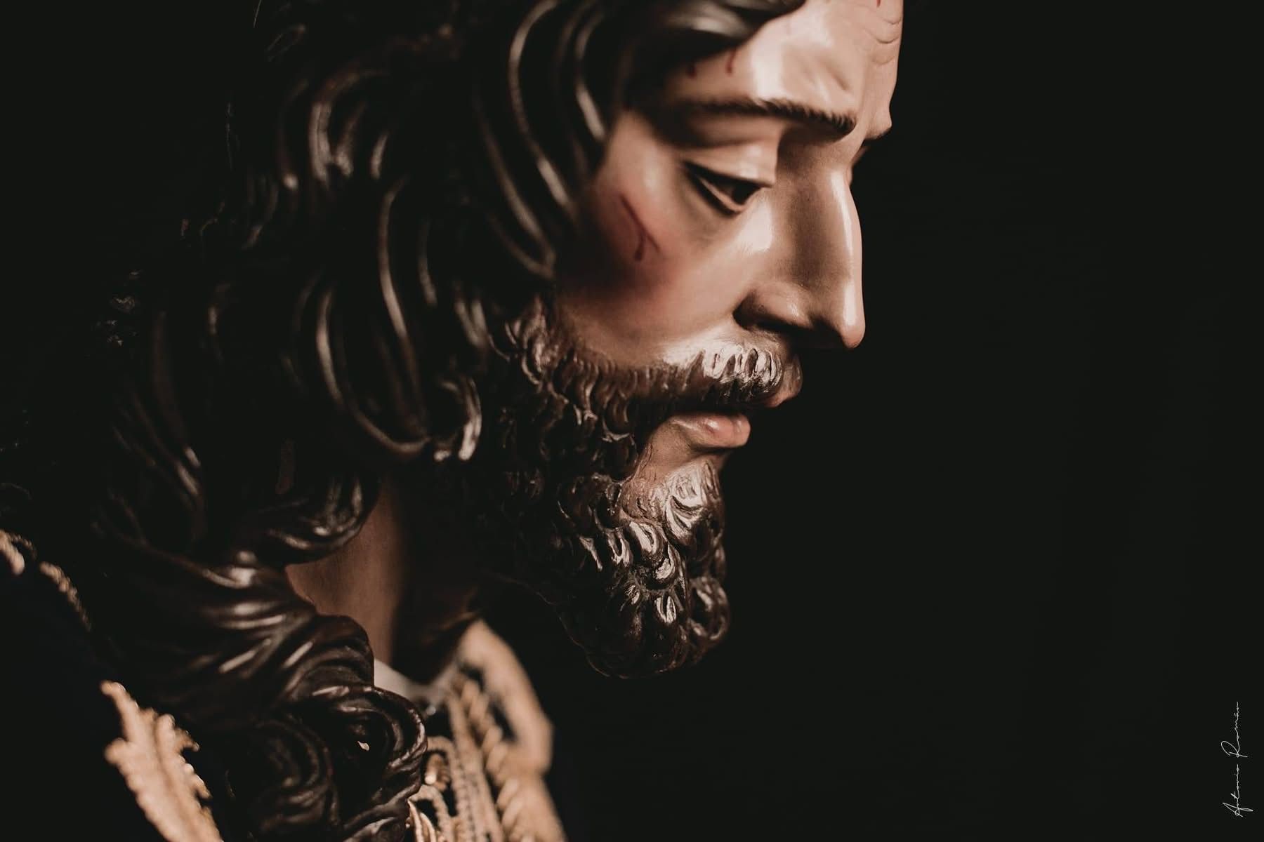 Rostro del Señor de Pasión tras su restauración. Rostro del Señor de Pasión tras su restauración.