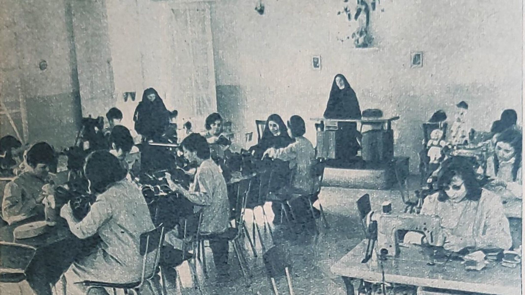 Órdenes religiosas que regentaron el Patronato franquista de Protección a la Mujer