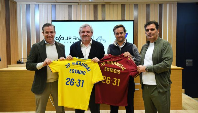 Anuncio de nuevo nombre del Cádiz CF.