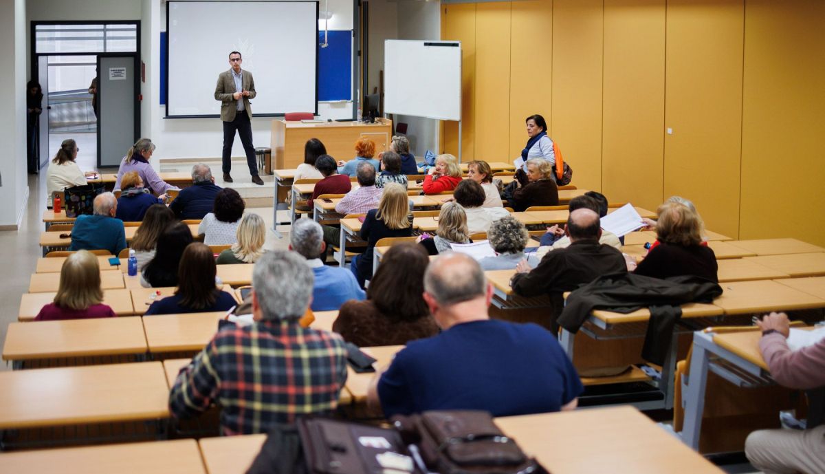 UCA AULA DE MAYORES 3