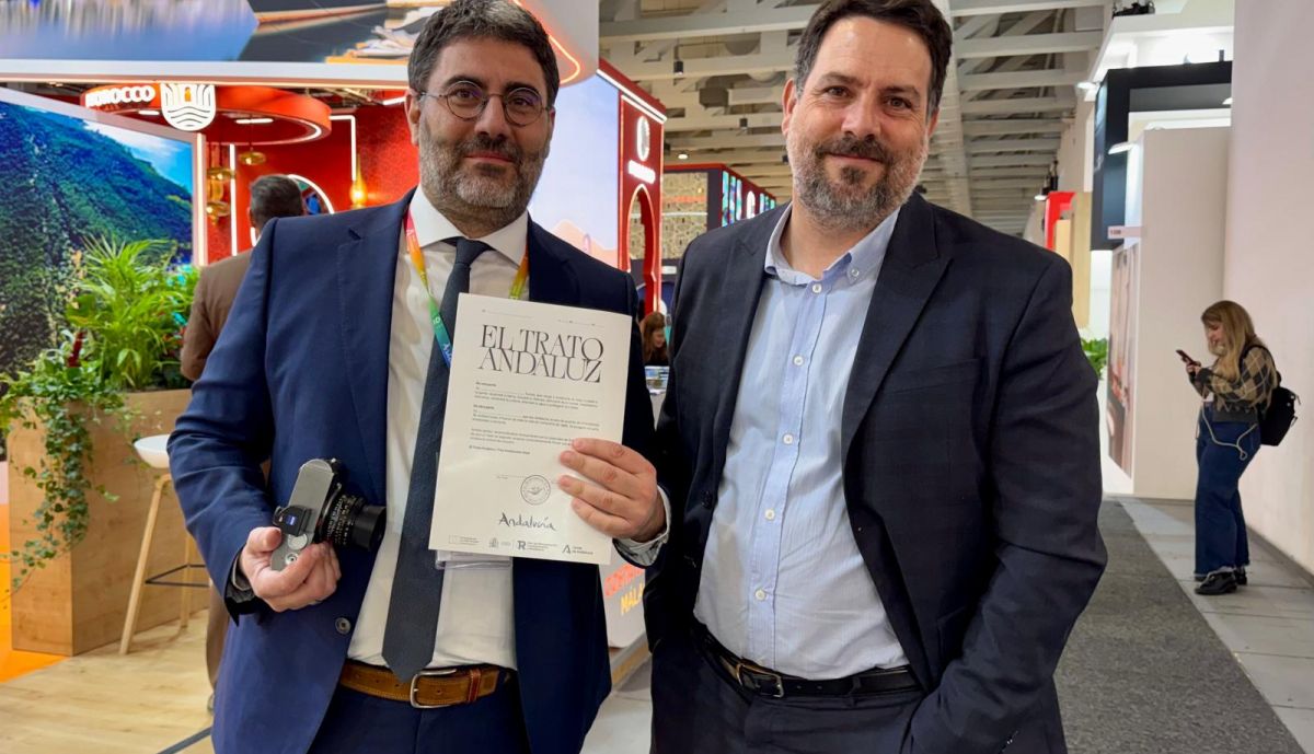 Lisardo Morán, Dtor. Gerente Empresa Pública Turismo y Deporte de Andalucía junto a Javier Gómez, Dircom Diputacion de Málaga