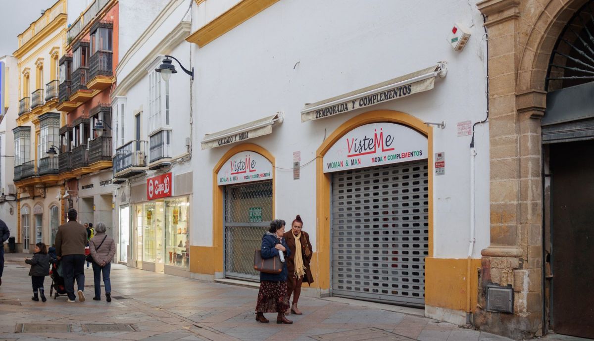NUEVO SUPERMERCADO EN CALLE DOÑA BLANCA 1