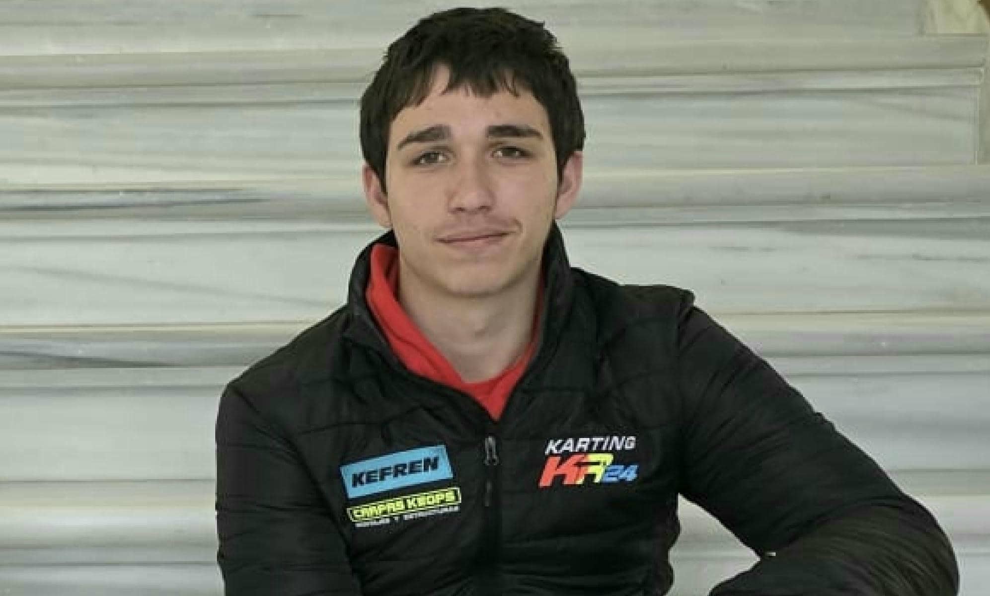 Christian Comsa, el joven piloto que busca patrocinadores para su carrera deportiva en el karting.