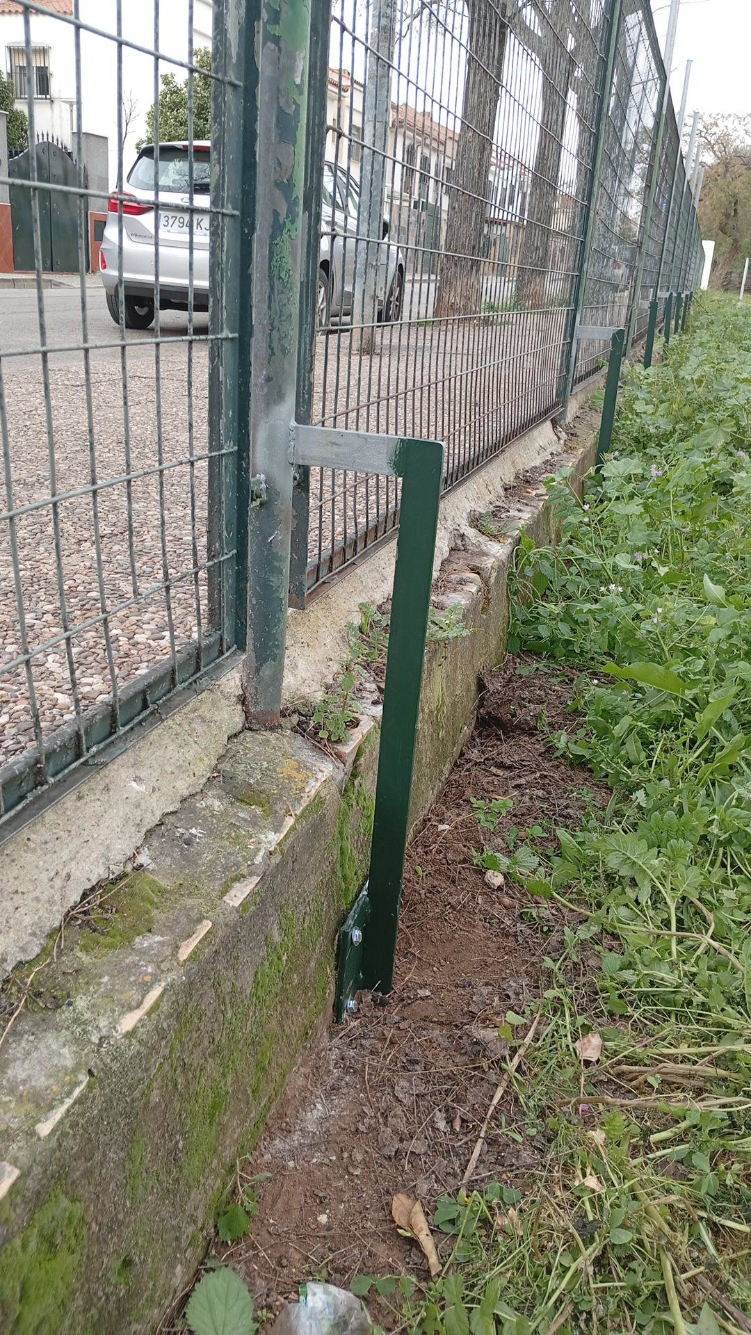 La obra que el Ampa denuncia como un parcheo.