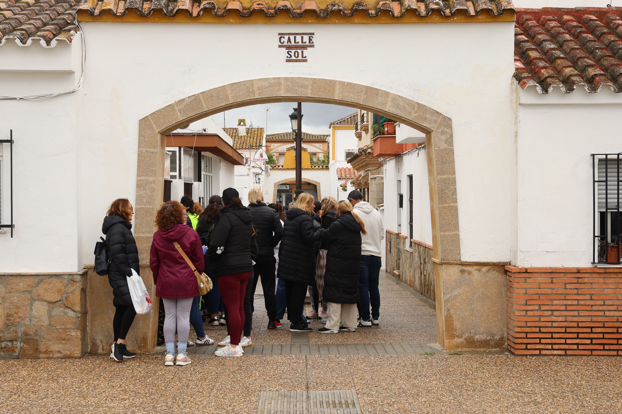 Una concentración de apoyo a las trabajadoras de la guardería de Guadalcacín denunciadas por presunto maltrato infantil.