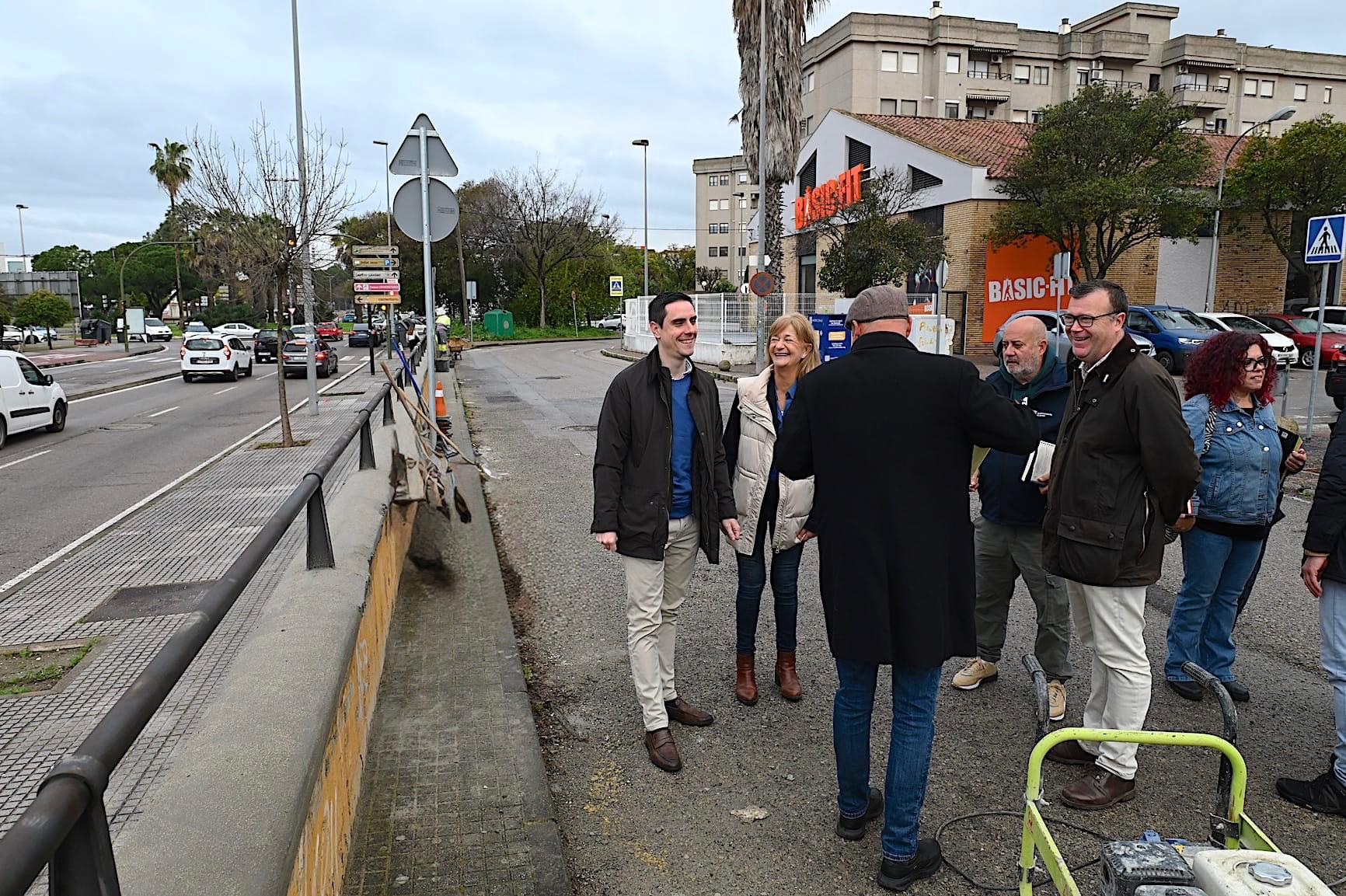 Visita institucional a la barriada Torresblancas de Jerez.