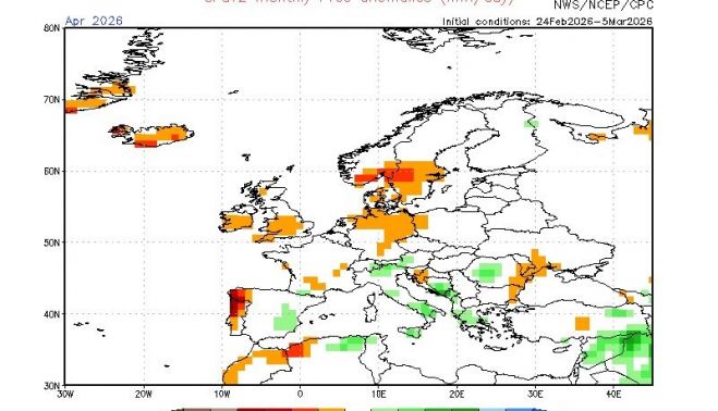Anomalía de precipitaciones prevista para abril según el modelo CFS: en Andalucía no se observa una tendencia clara, con lluvias cercanas a la media.