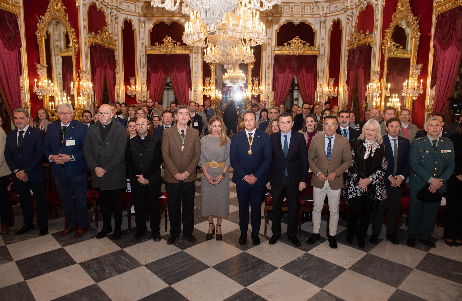 Reunión para la preparación de El Rocío 2026 en Cádiz.
