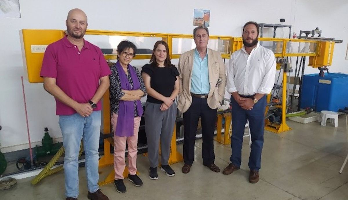 Equipo de investigadores que han creado el nuevo sistema de cálculo de arena.