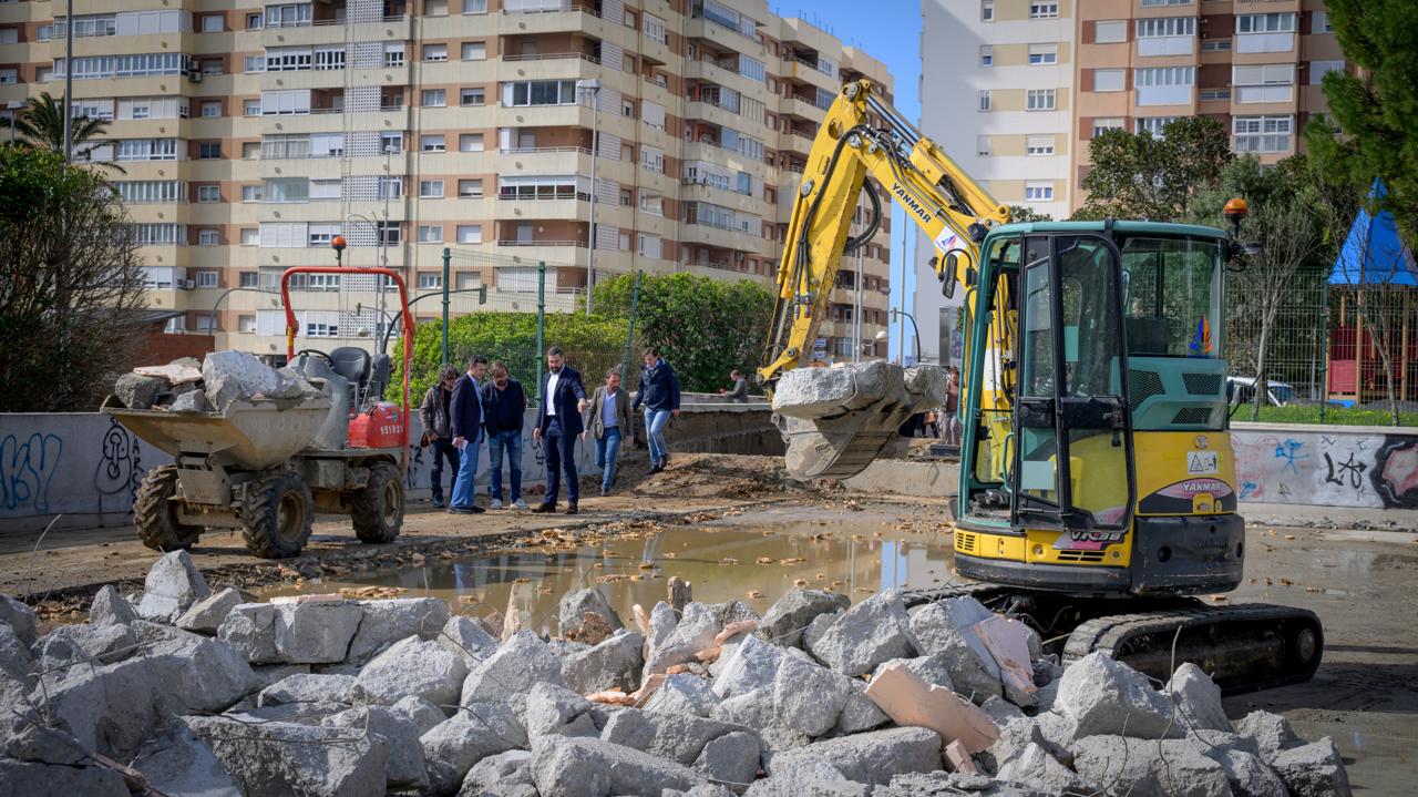 El alcalde Bruno García visita las obras de Telegrafía Sin Hilos junto a José Manuel Cossi, Pablo otero y Carlos Lucero.