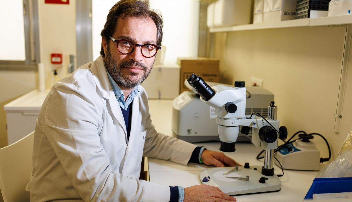 Doctoro Jesus Corral Axio 5