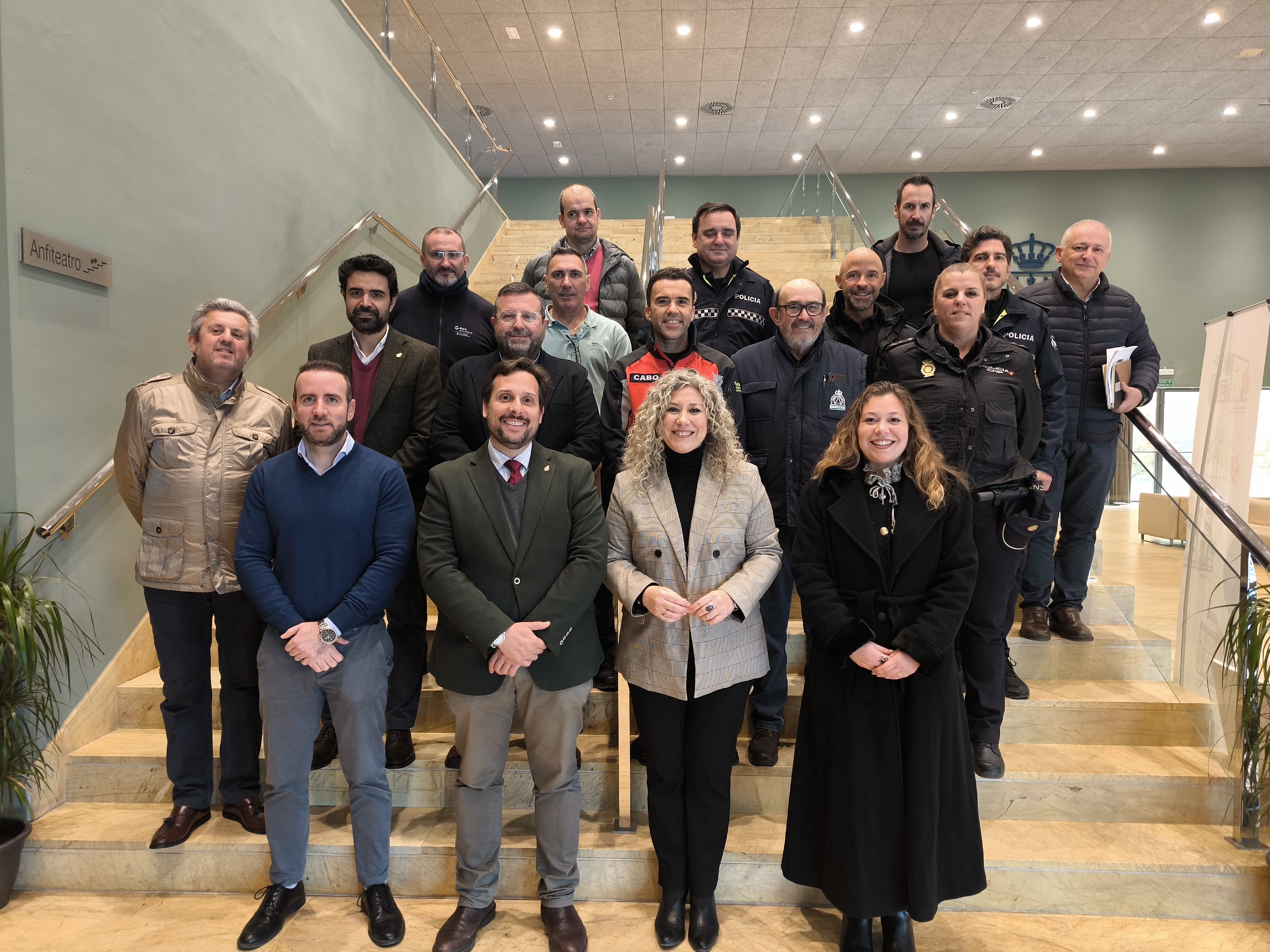 Los integrantes de la comisión que pone en marcha el Plan Varal. 