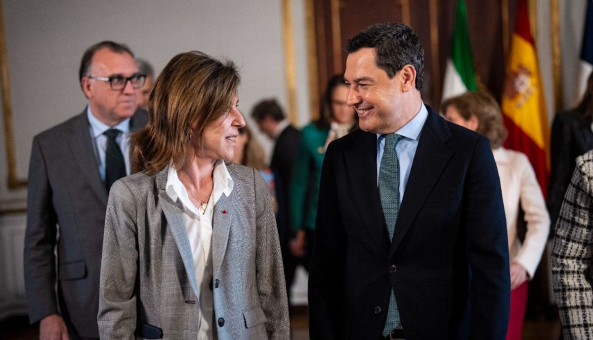 Encuentro dde Juanma Moreno con la embajadaora de Francia.