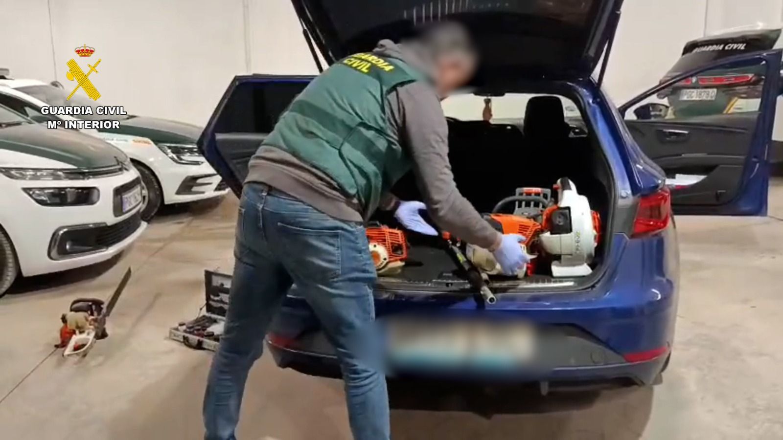 El equipo que empleaban para los robos.