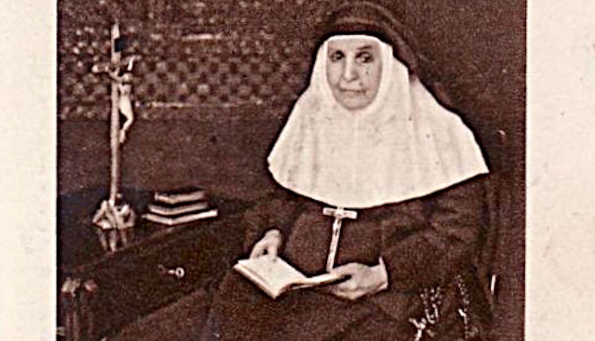 Retrato Sor Ángela de la Cruz, con 83 años.