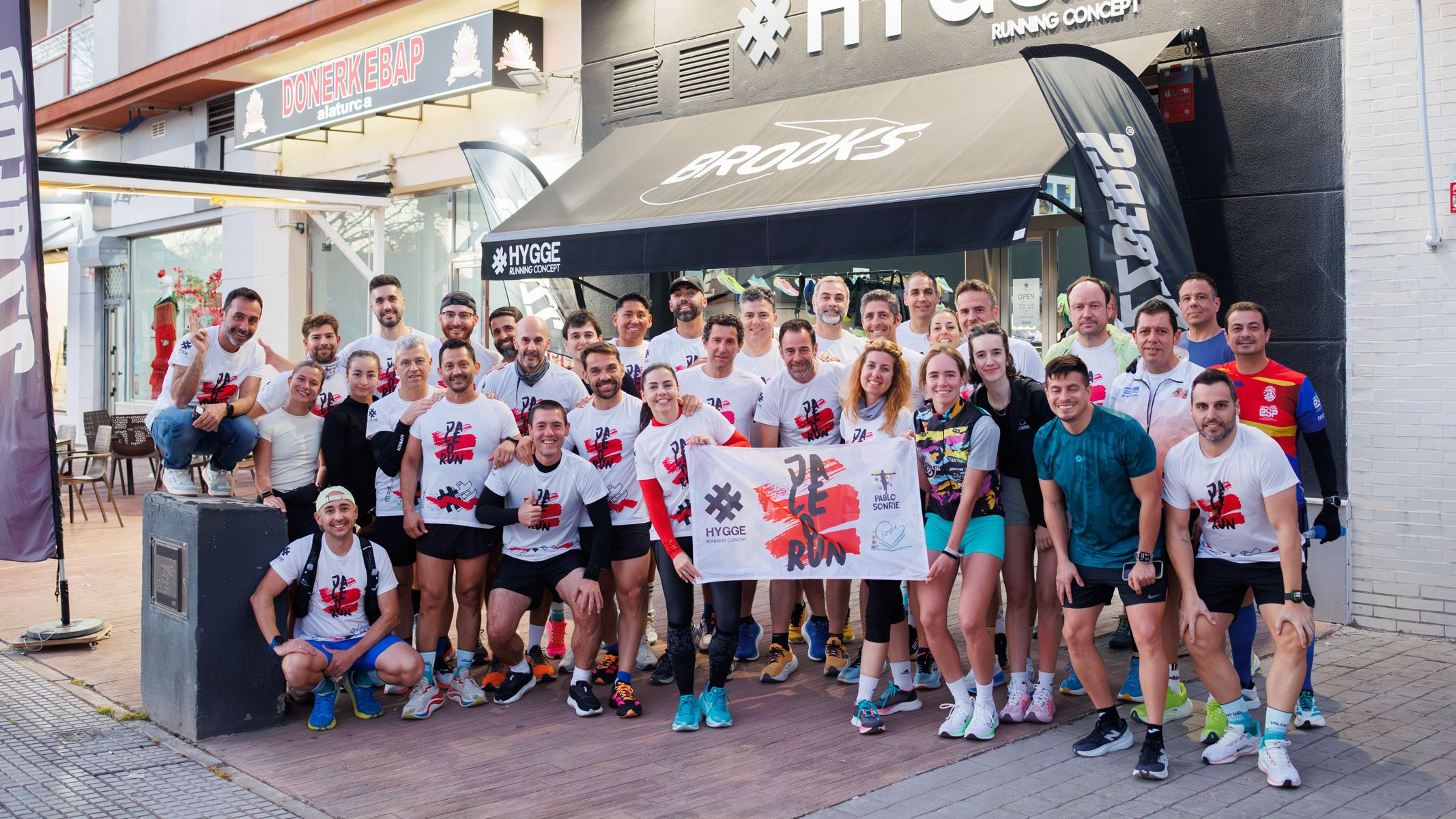 Los integrantes del grupo, antes de salir a correr en Jerez.