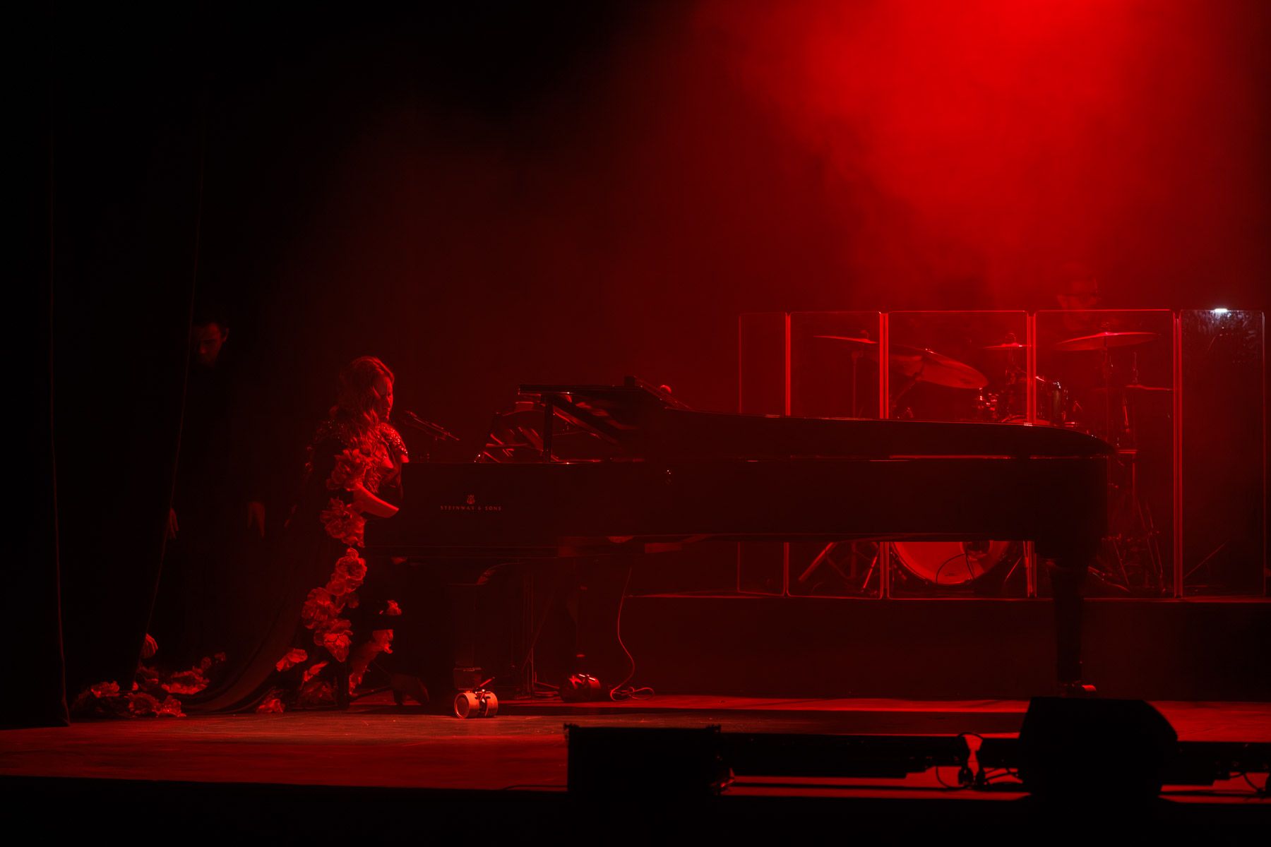 Con 'Mujeres cantan a Lola Flores', las artistas rinden homenaje a La Faraona con su música y vestuario
