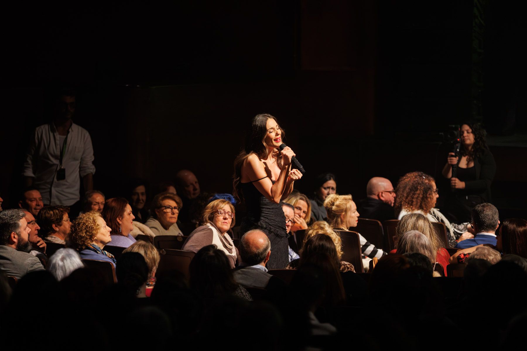 Con 'Mujeres cantan a Lola Flores', las artistas rinden homenaje a La Faraona con su música y vestuario