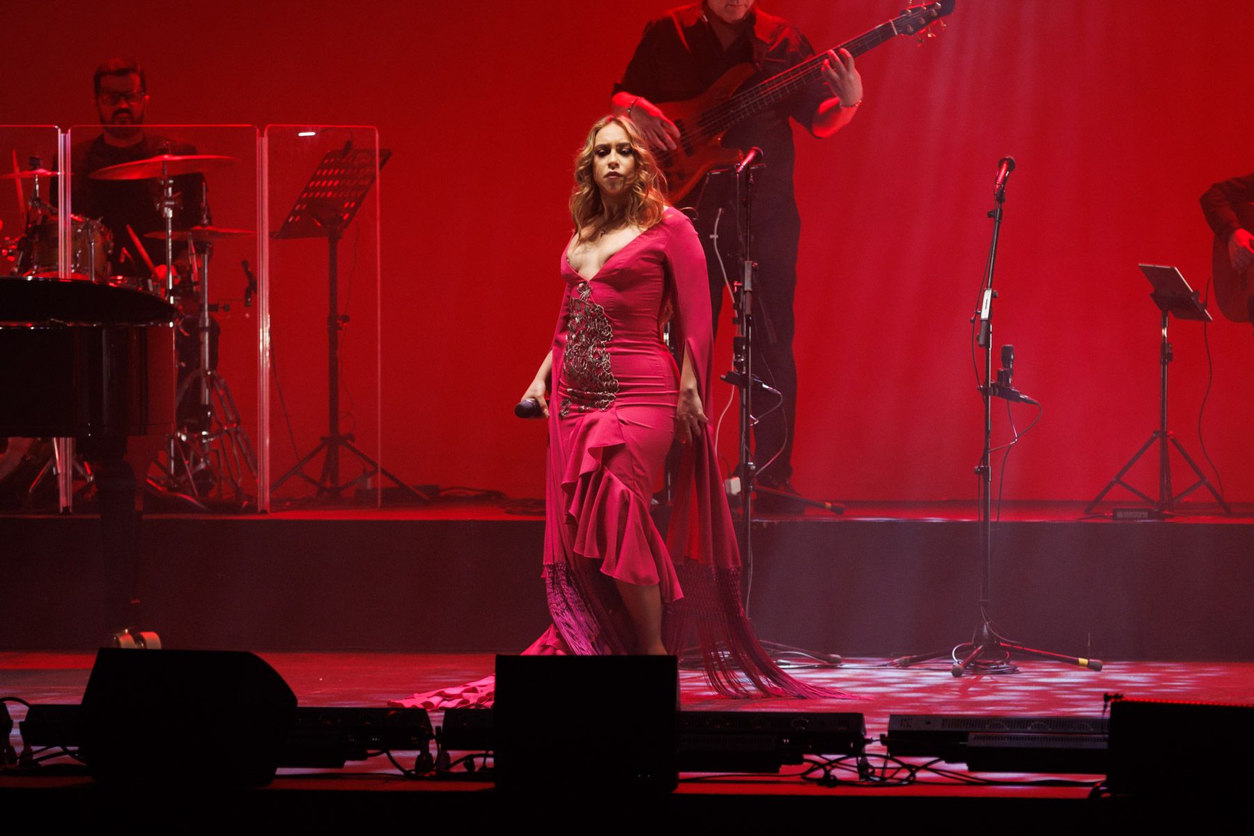 Con 'Mujeres cantan a Lola Flores', las artistas rinden homenaje a La Faraona con su música y vestuario