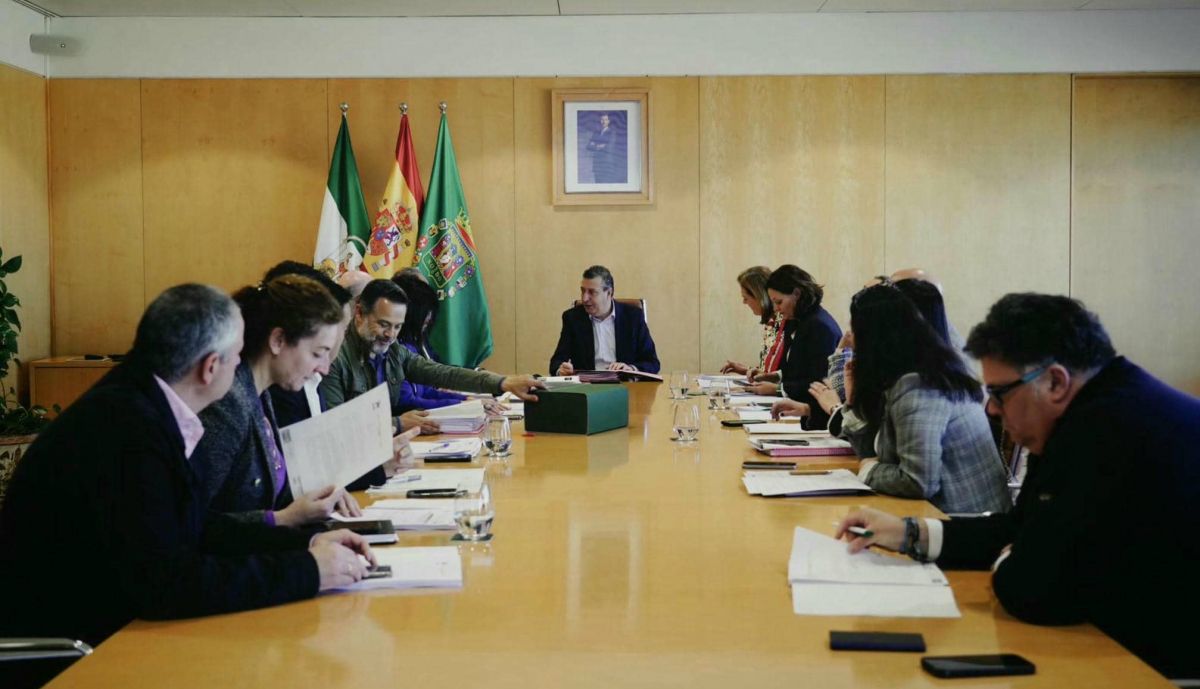 Sesión de la Junta de Gobierno celebrada en la Diputación de Sevilla.