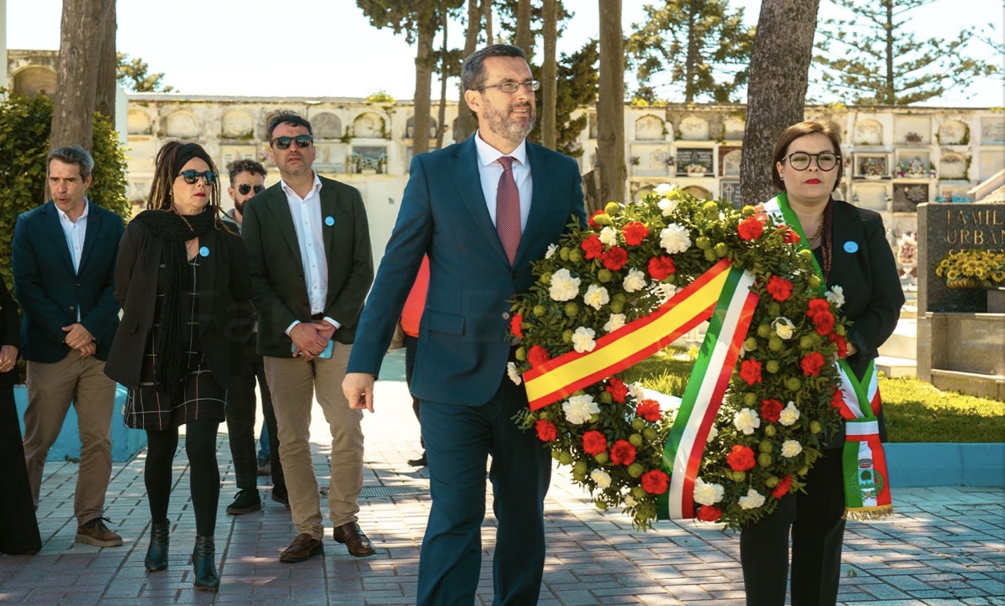 La Línea conmemora el 135 aniversario del naufragio del Utopía con el estreno del documental 'Viajes sin retorno'.