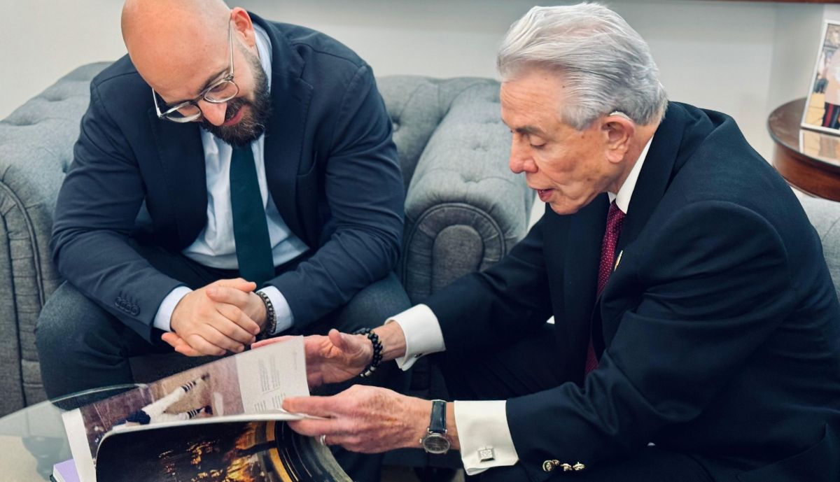 embador usa españa el puerto 1