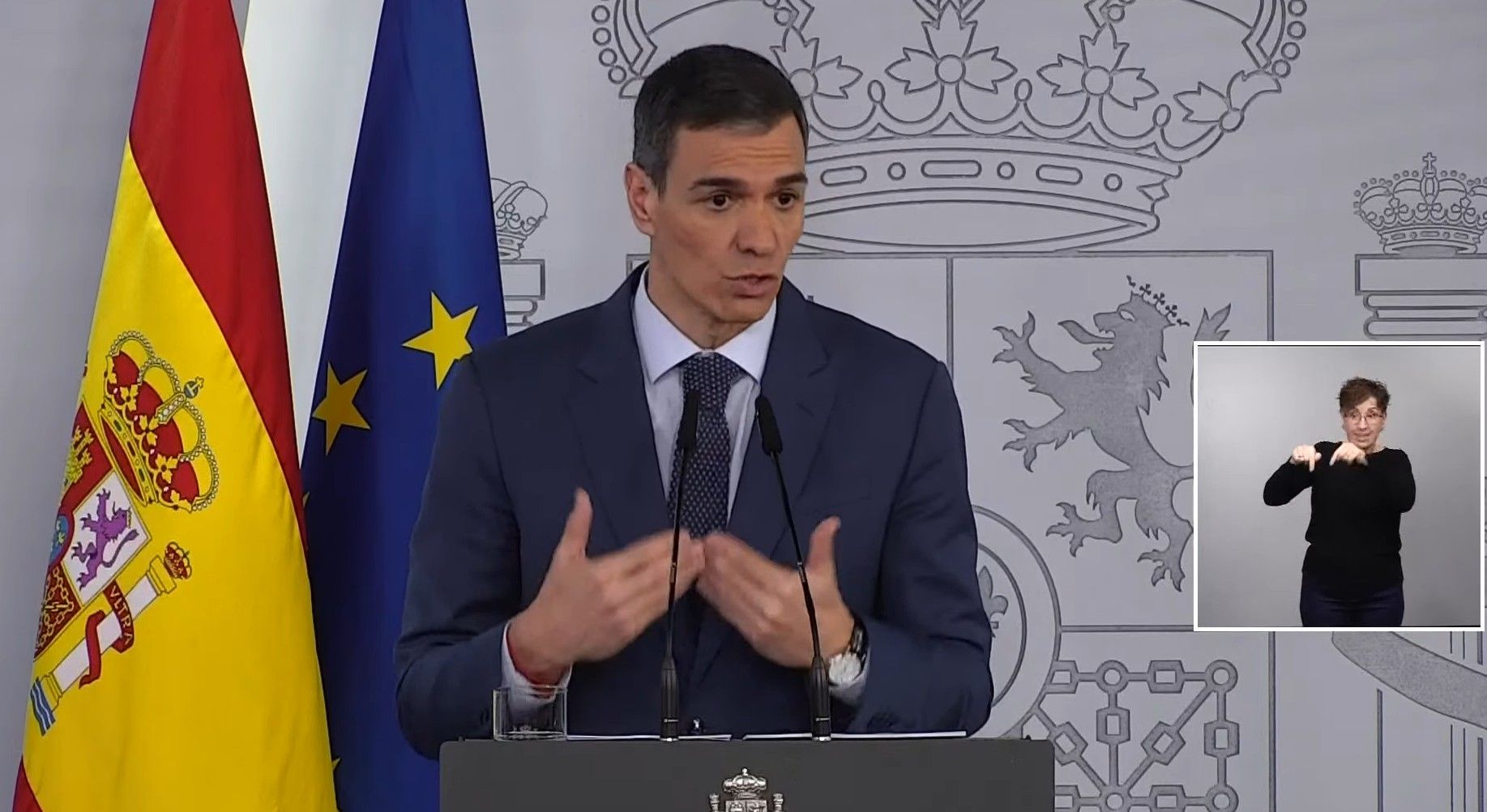 Pedro Sánchez, en rueda de prensa este viernes. Pedro Sánchez, en rueda de prensa este viernes.