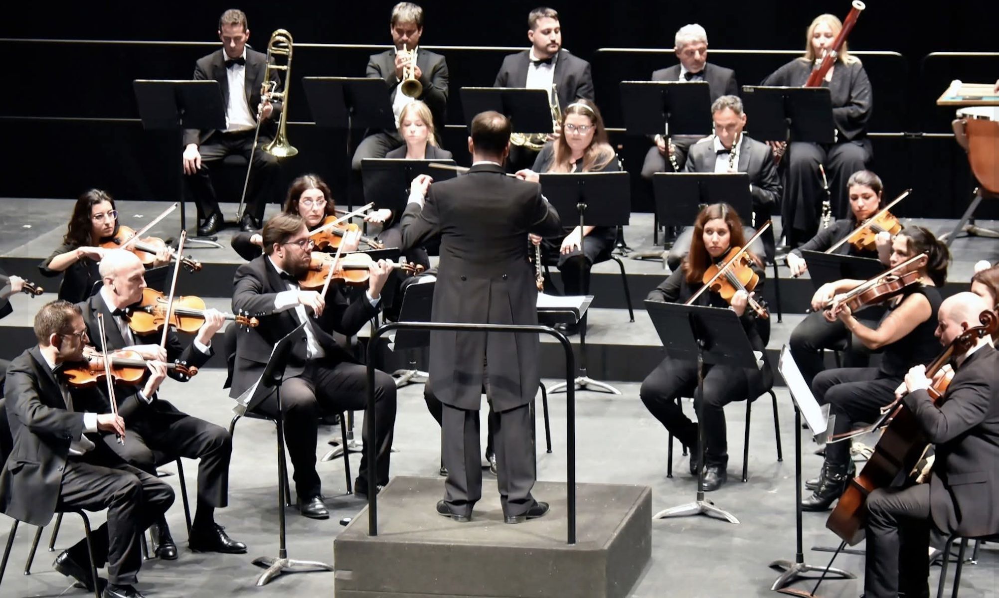 Un concierto de la Orquesta Álvarez Beigdeber, de la que es filial juvenil la Joven Camarata Jerezana. Un concierto de la Orquesta Álvarez Beigdeber, de la que es filial juvenil la Joven Camarata Jerezana.