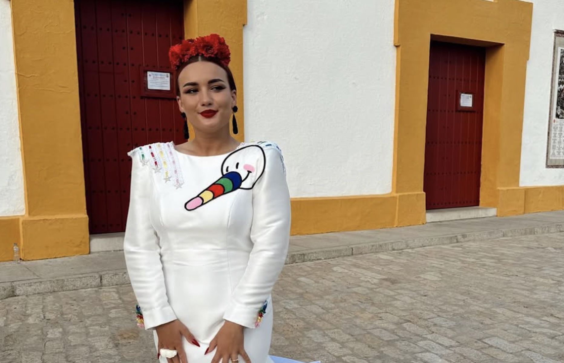 La 'influencer' Eme de Amores se defiende por seguir las tradiciones andaluzas en sus redes sociales. La 'influencer' Eme de Amores se defiende por seguir las tradiciones andaluzas en sus redes sociales.