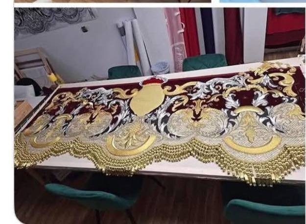 Una de las bambalinas robadas.